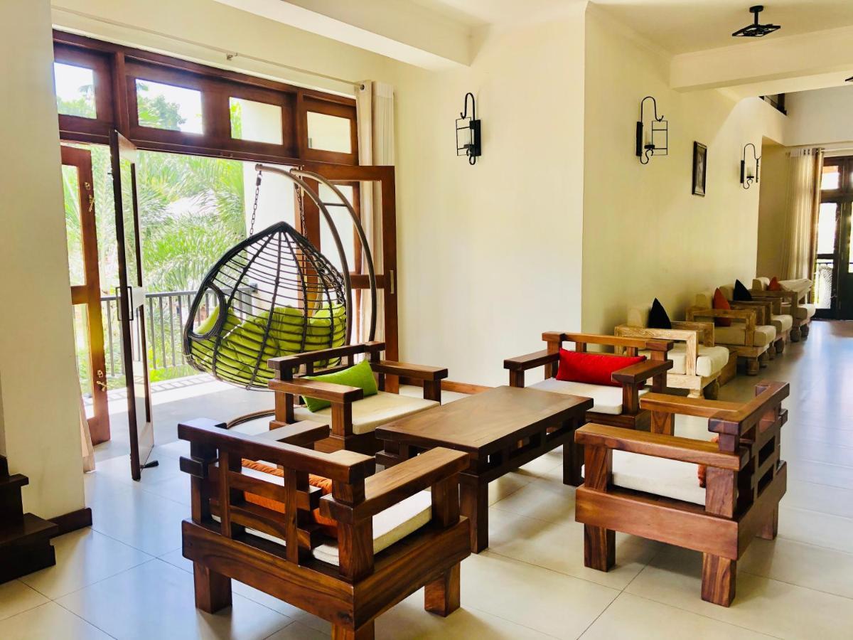 Rivora Residence 康提 外观 照片